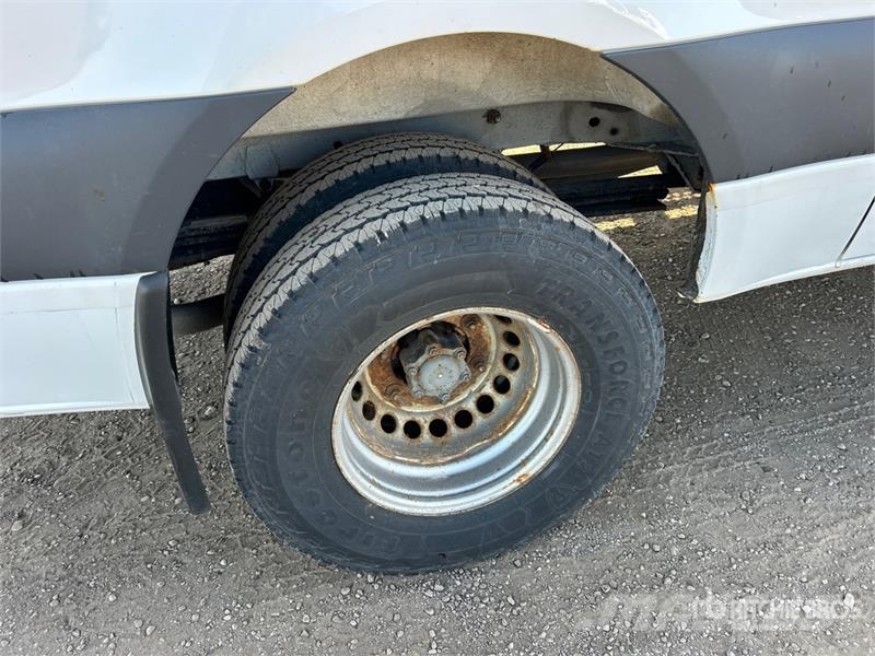 Mercedes-Benz Sprinter 3500 XD 4x2 Utility Truck 皮卡车