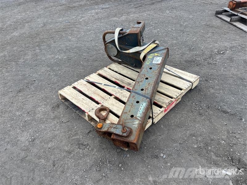 Merlo 45 in 4500 kg Material Handling Arm - Fits Telehan Andre komponenter