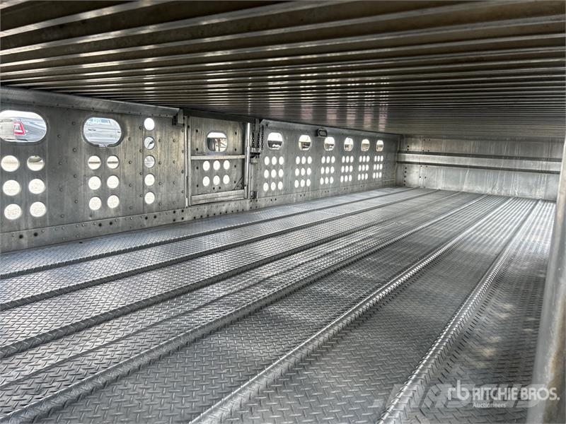 Merritt 53 ft Tri/A Livestock Trailer مقطورات نقل الحيوانات