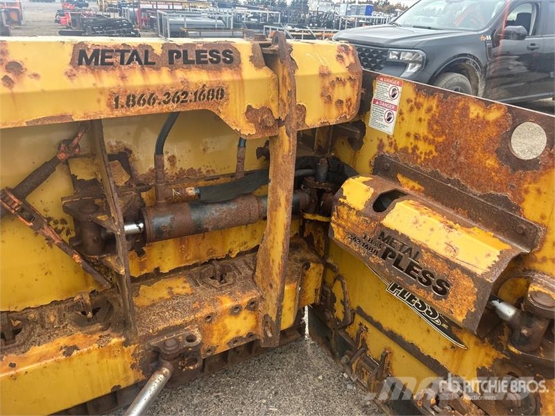 Metal Pless 10 ft Snow Plow Snežne daske i plugovi
