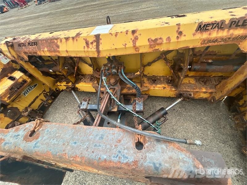 Metal Pless 10 ft Snow Plow Snežne daske i plugovi