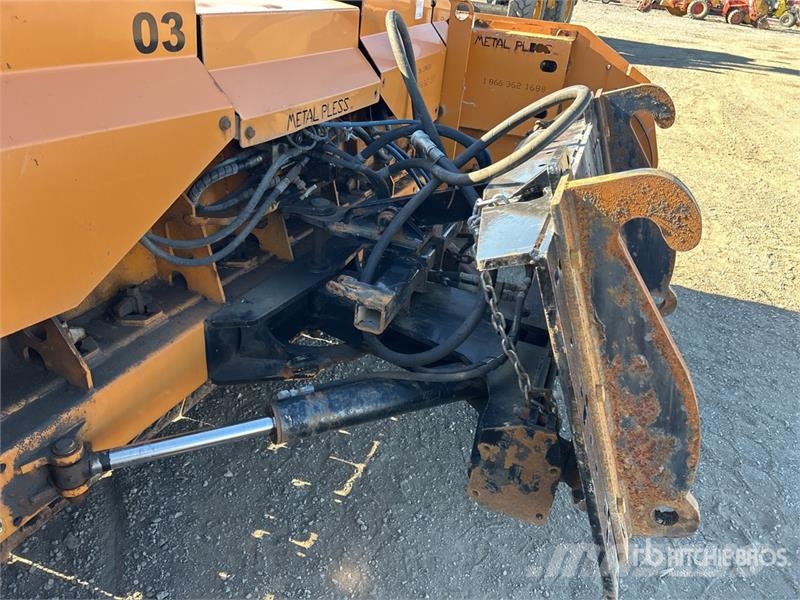 Metal Pless 10 ft Snow Plow Снігоочищувальні ножі та плуги