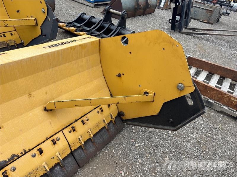 Metal Pless 12 ft LiveBoxx Live Edge Snow Pusher Sniego peiliai ir valytuvai