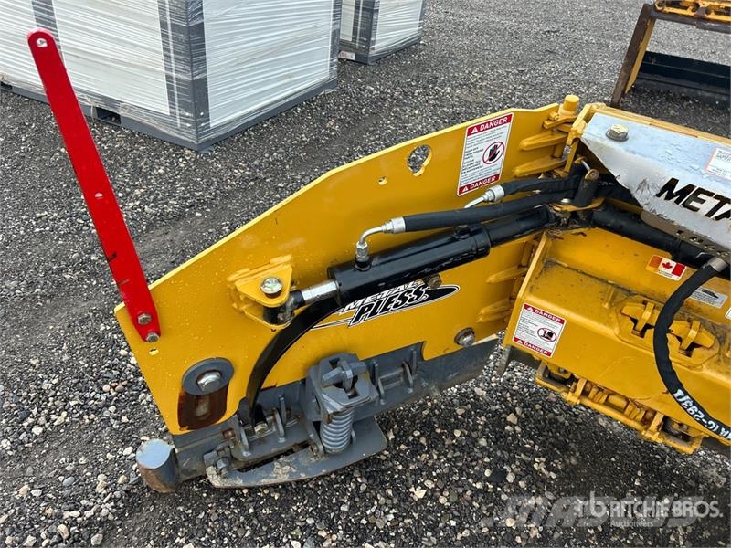  Metal Pless 14 ft Snow Plow Lame spazzaneve e aratri