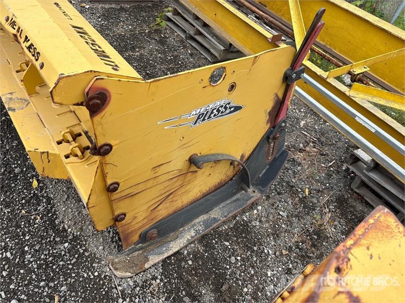  Metal Pless 14 ft Snow Pusher Snow Pusher - Fits S Snøploger- og skjær