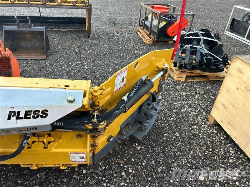  Metal Pless 14 ft Snow Plow Lame spazzaneve e aratri