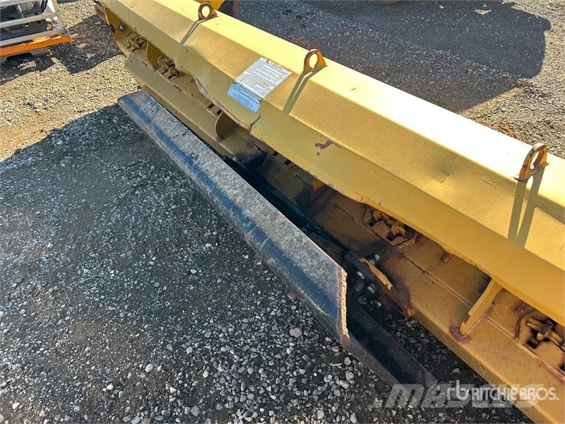 Metal Pless 15 ft 11 in Snow Pusher Snøploger- og skjær