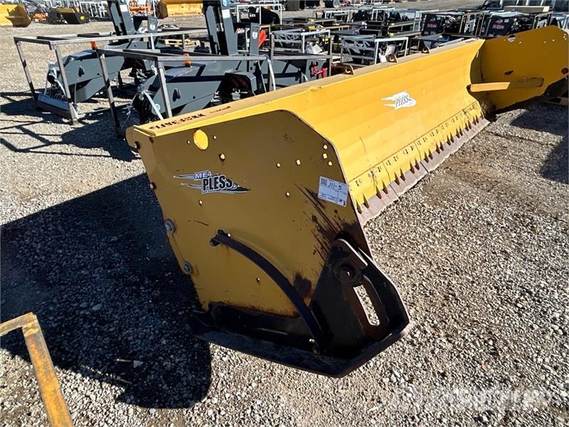Metal Pless 15 ft 11 in Snow Pusher Snøploger- og skjær