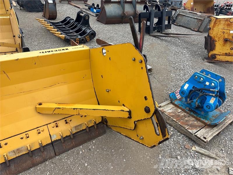  Metal Pless 16 ft LiveBoxx Live Edge Snow Pusher Sniego peiliai ir valytuvai