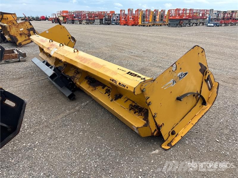  Metal Pless 16 ft LiveBoxx Live Edge Snow Pusher Sniego peiliai ir valytuvai