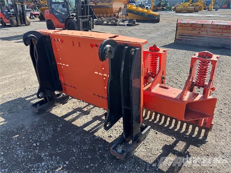  Metal Pless 8 ft Ice Breaker - Fits Wheel Loader Poljoprivreda – ostalo