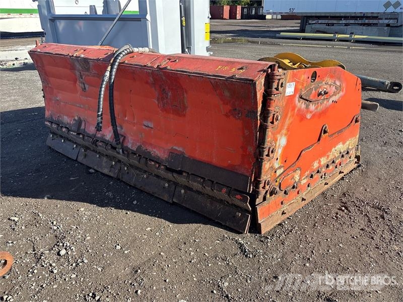 Metal Pless 96 in Snow Plow - Fits Wheel Loader Chasse neige