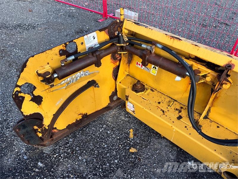 Metal Pless Agrimaxx 1036-16 10 ft Snow Plow Lumiaurat