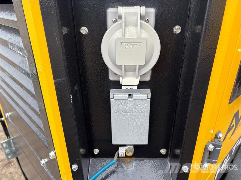 Metrolite HLT-6 4.2 kVA Solar S/A Light Tower Svetlobni stolpi