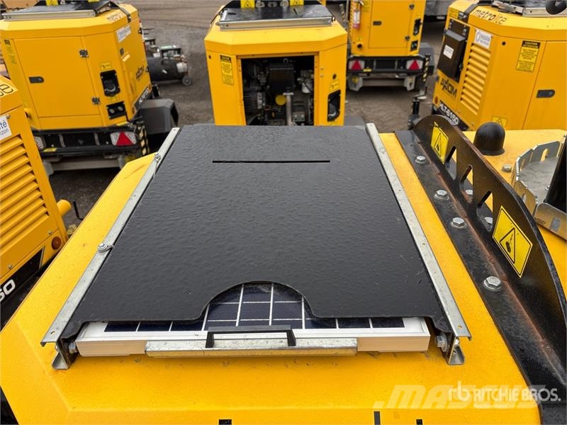 Metrolite HLT-6 4.2 kVA Solar S/A Light Tower Svetlobni stolpi