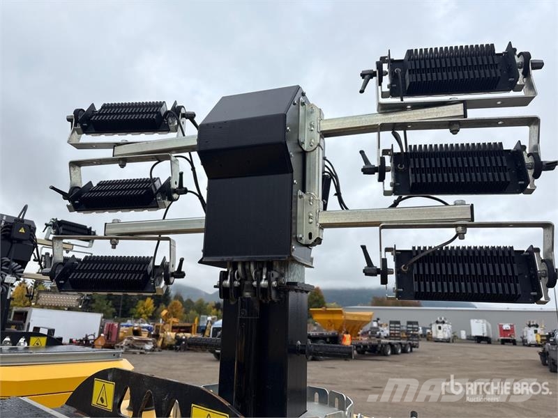 Metrolite HLT-6 4.2 kVA Solar Light Tower Svetlobni stolpi