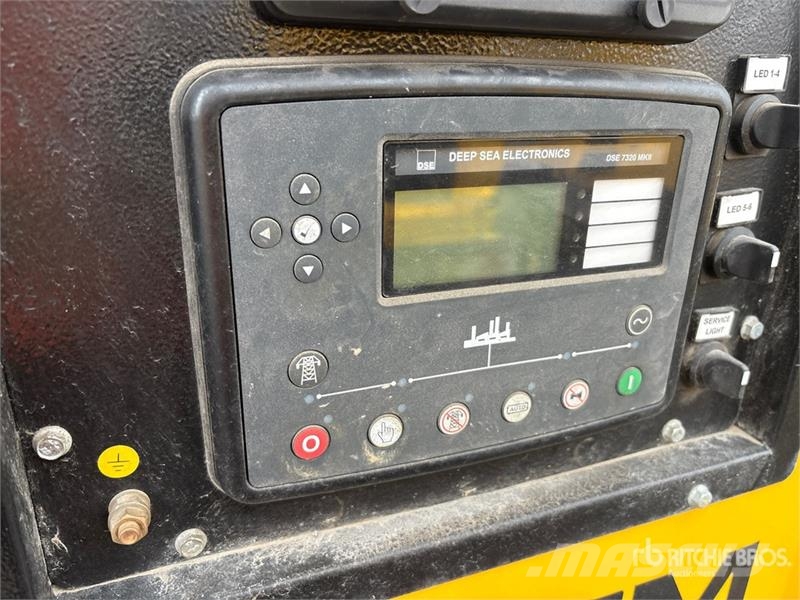 Metrolite HLT-6 4.2 kVA Solar S/A Light Tower Svetlobni stolpi