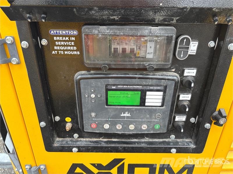 Metrolite HLT-6 4.2 kVA Solar Light Tower Svetlobni stolpi
