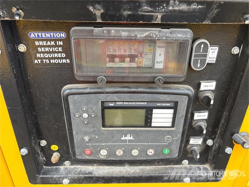 Metrolite HLT-6 4.2 kVA Solar S/A Light Tower Svetlobni stolpi