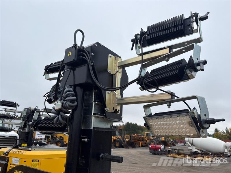 Metrolite HLT-6 4.2 kVA Solar S/A Light Tower Svetlobni stolpi