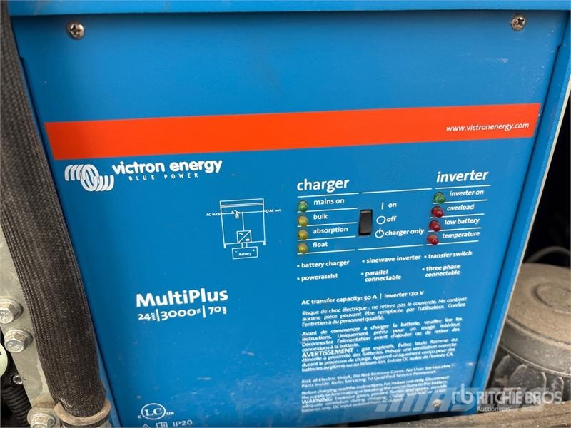 Metrolite HLT-6 4.2 kVA Solar S/A Light Tower Svetlobni stolpi