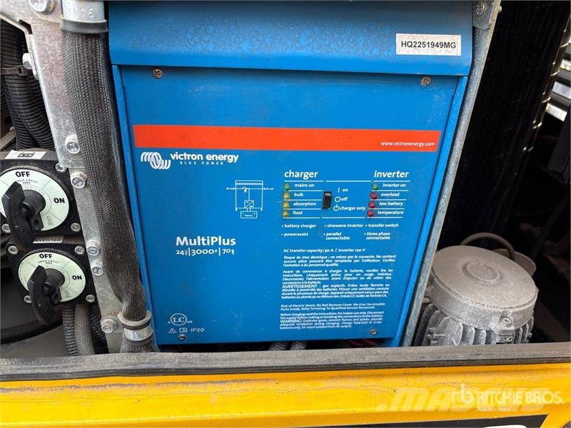 Metrolite HLT-6 4.2 kVA Solar Light Tower Fénytornyok