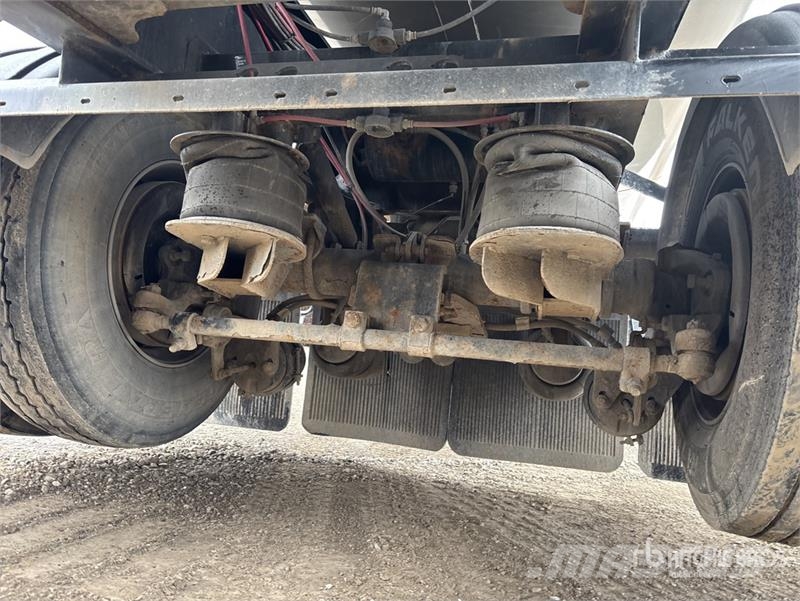 Midland SL3000 35 ft Tri/A End Dump Trailer Damperli römorklari