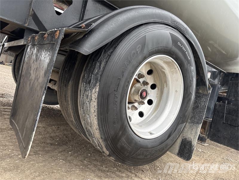 Midland SL3000 35 ft Tri/A End Dump Trailer Damperli römorklari