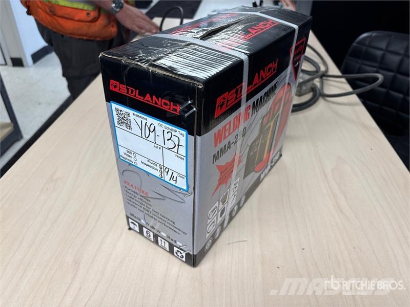 MIG-250 115 A MIG Electric Welder (Unused) 溶接機