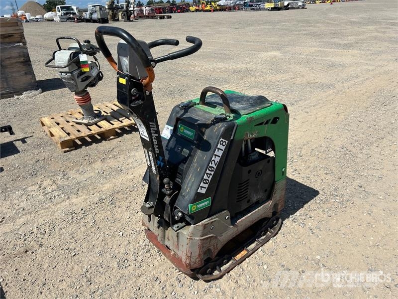 Mikasa MVH508DZ Vibratory Plate Compactor Trilmachines