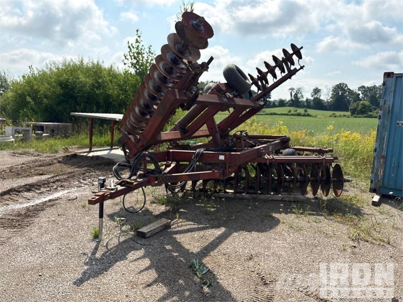 Miller 22 ft Offset Breaking Disc Erpici a dischi