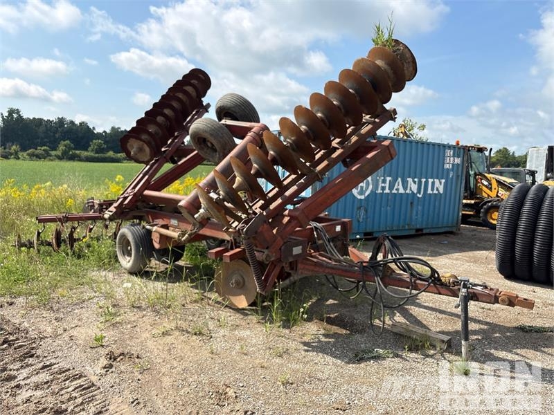 Miller 22 ft Offset Breaking Disc Erpici a dischi