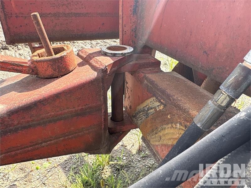 Miller 22 ft Pulltype Offset Breaking Disc Schijveneggen