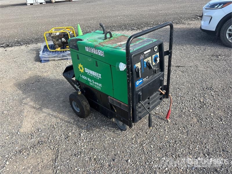 Miller Bobcat 250 NTLP Mobile Multi-Process Engine Driven Attrezzature per saldature