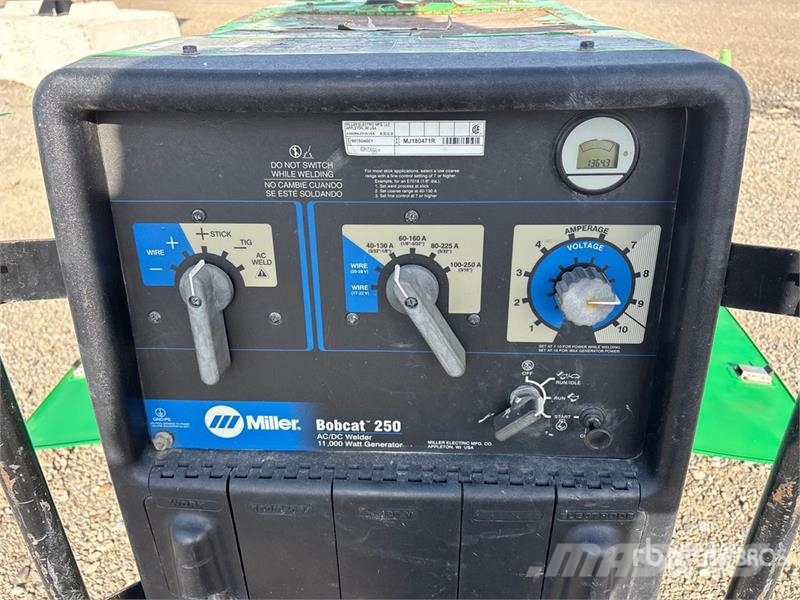 Miller Bobcat 250 NTLP Mobile Multi-Process Engine Driven Attrezzature per saldature