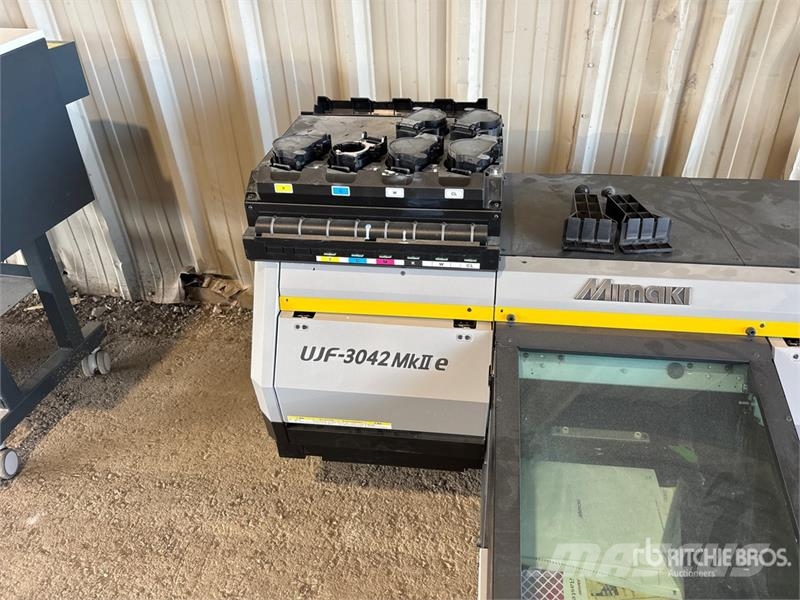  Mimaki UJF-3042MKIIE Tabletop UV LED Printer مكونات أخرى