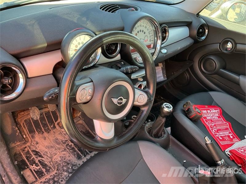 Mini Cooper Auto's