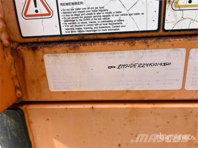 Miska 10 ft T/A Dump Utility Trailer Kipper