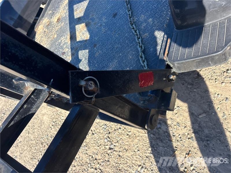 Miska 10 ft T/A Equipment Trailer Autotreilerid