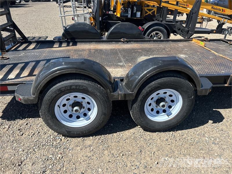  Miska 14 ft T/A Equipment Trailer Remolques para transporte de vehículos
