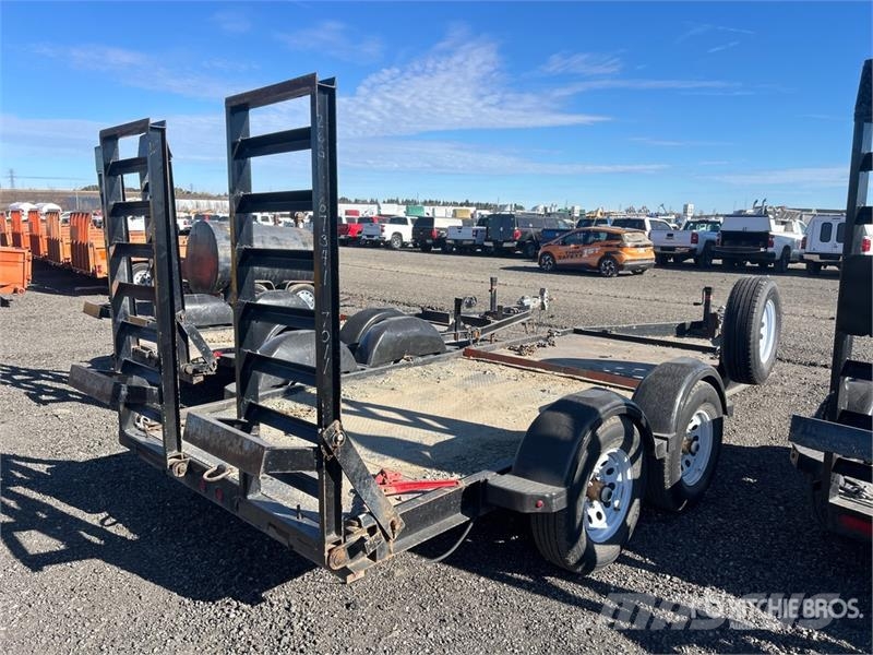  Miska 14 ft T/A Equipment Trailer Auto pārvadāšanas treileri