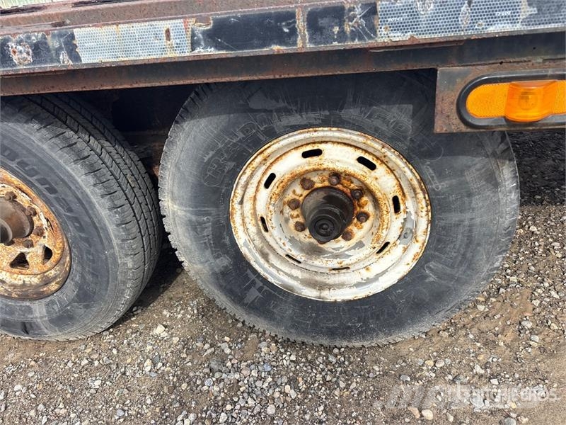 Miska 20 ft T/A Equipment Trailer Autovežių priekabos
