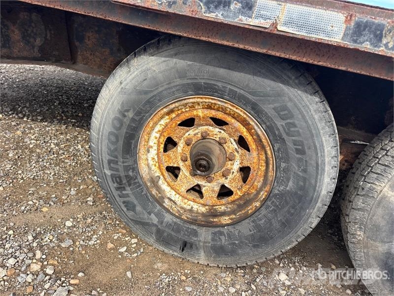 Miska 20 ft T/A Equipment Trailer Autovežių priekabos