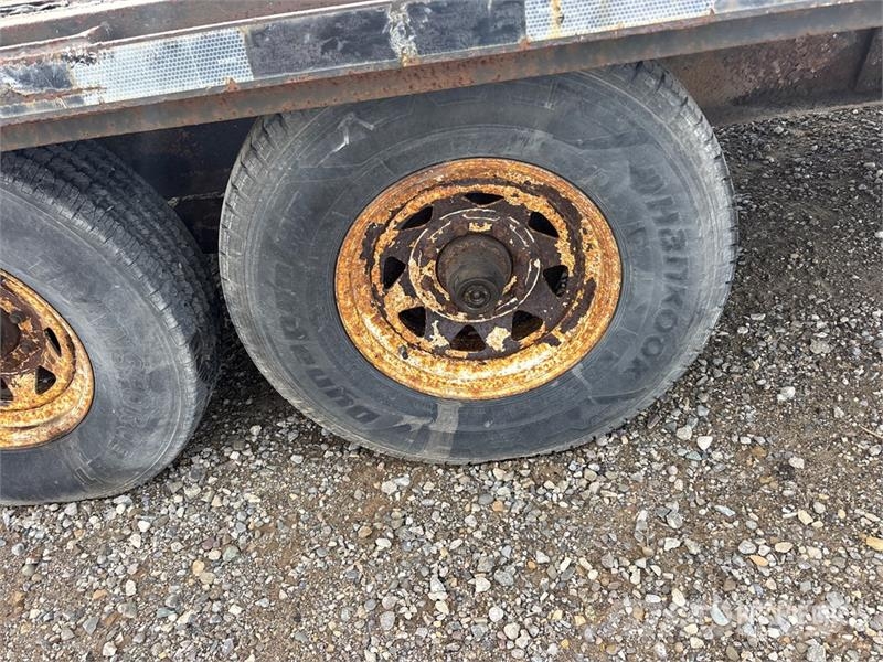 Miska 20 ft T/A Equipment Trailer Autovežių priekabos