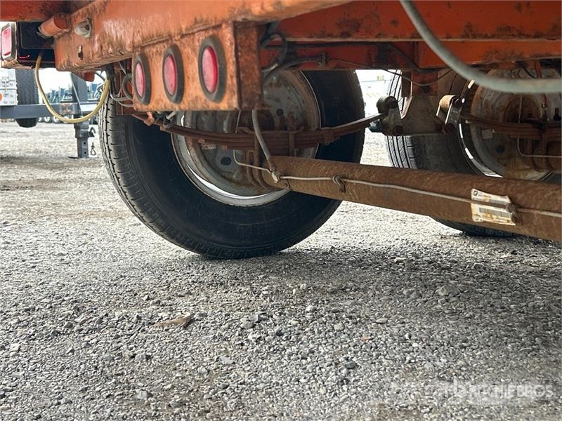 Miska 610 10 ft T/A Dump Utility Trailer Kipper