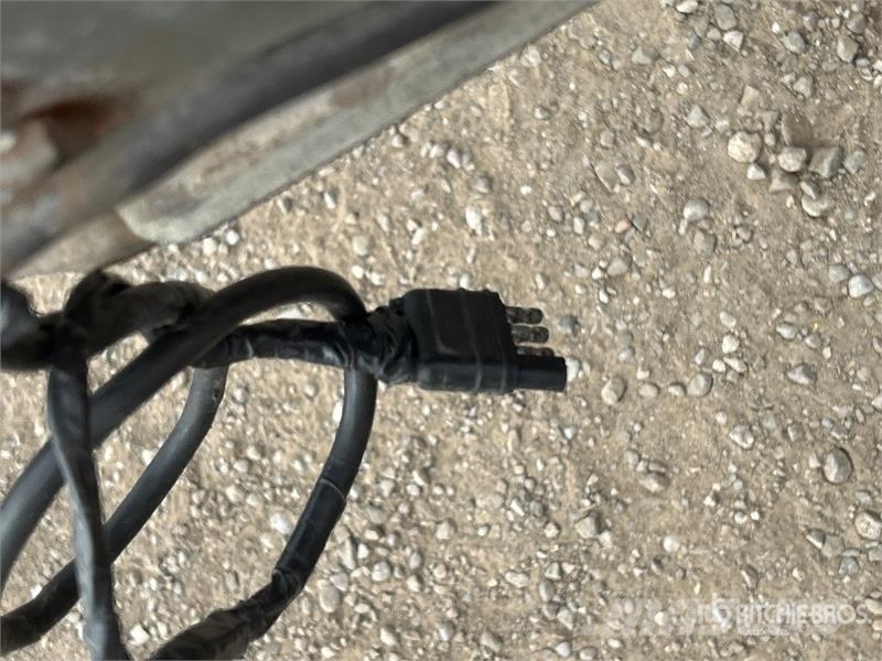 Miska 8 ft S/A Utility Trailer Egyéb pótkocsik