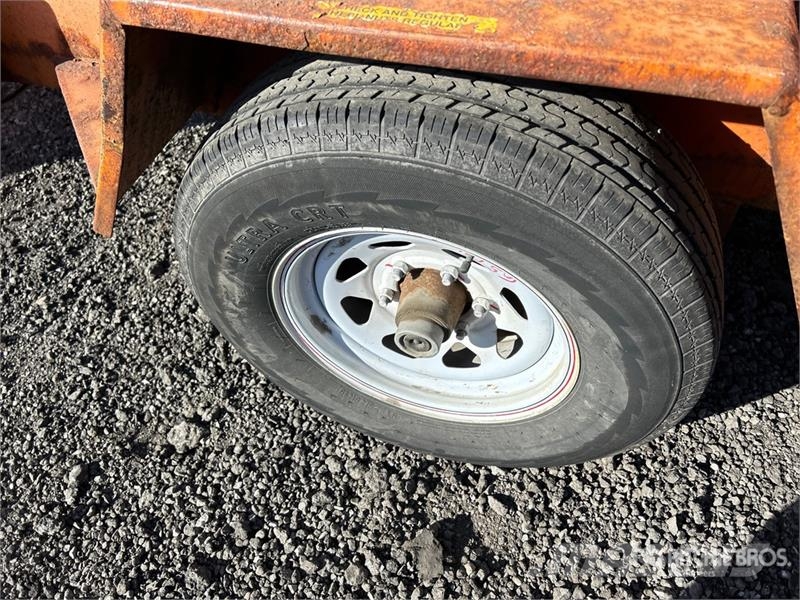  Miska CA58U 8 ft S/A Utility Trailer مقطورات أخرى