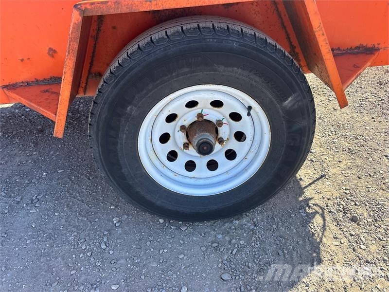 Miska CA58U 8 ft S/A Utility Trailer Muud haagised