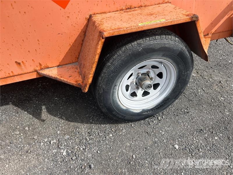 Miska Hercules 5200 8 ft S/A Utility Trailer Altri rimorchi