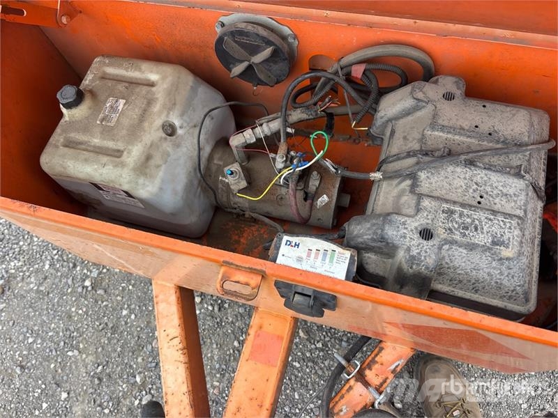 Miska MD 58 8 ft 6 in S/A Dump Utility Trailer Rimorchi ribaltabili